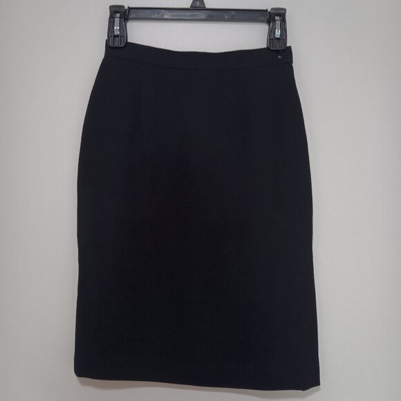 Jones Ny 100%-wool skirt in dark navy - sz 4P - Picture 1 of 2